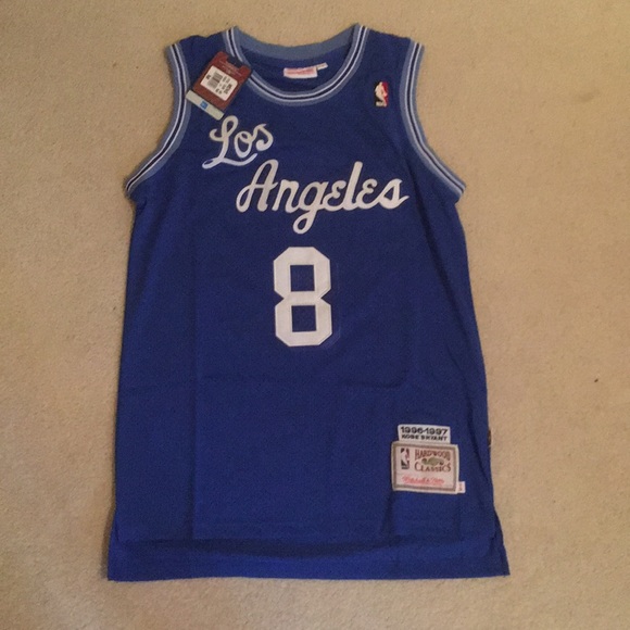 kobe retro jersey